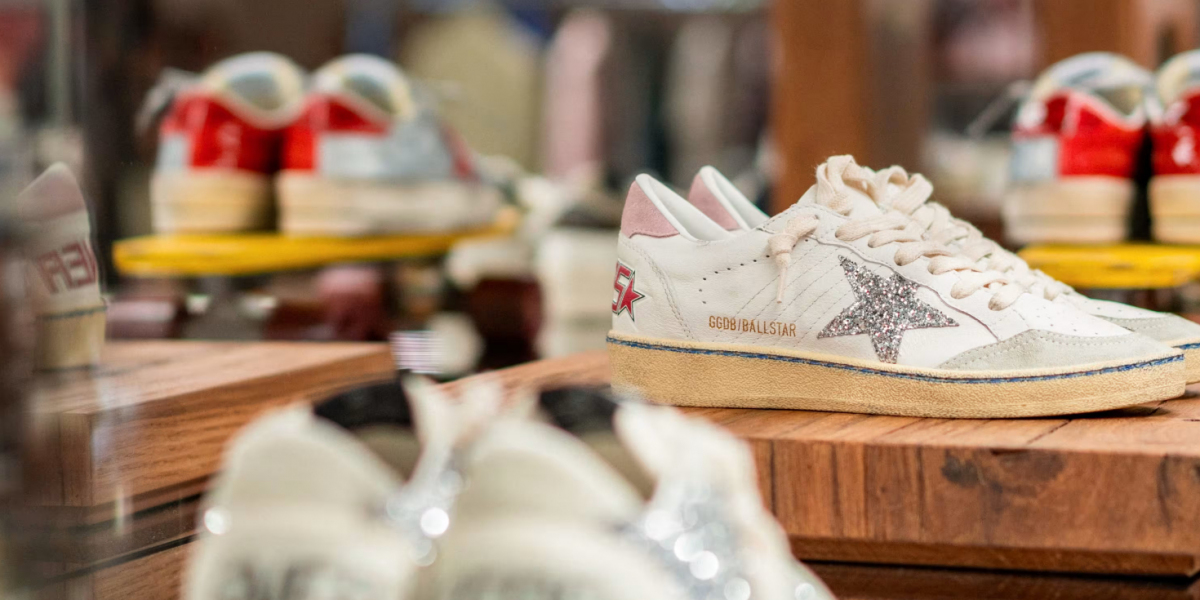 Golden Goose Space-Star Sneakers pockets bordered with