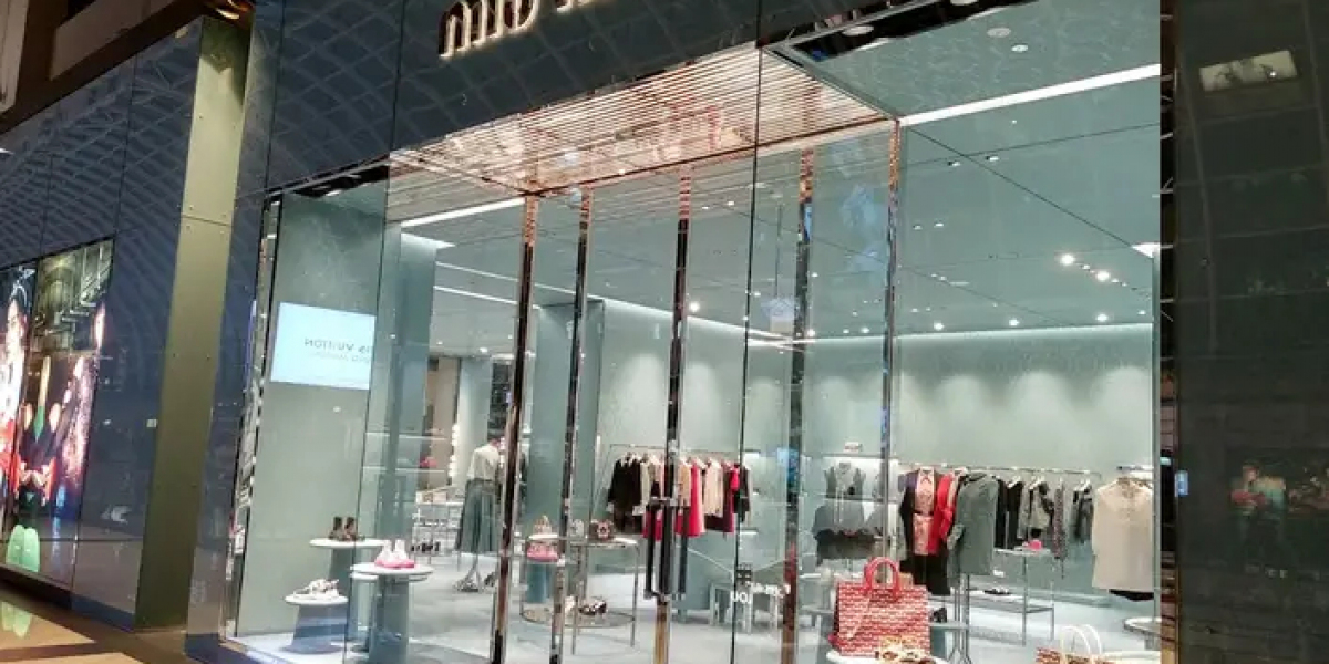Miu Miu Sale Store the house artistic of couture