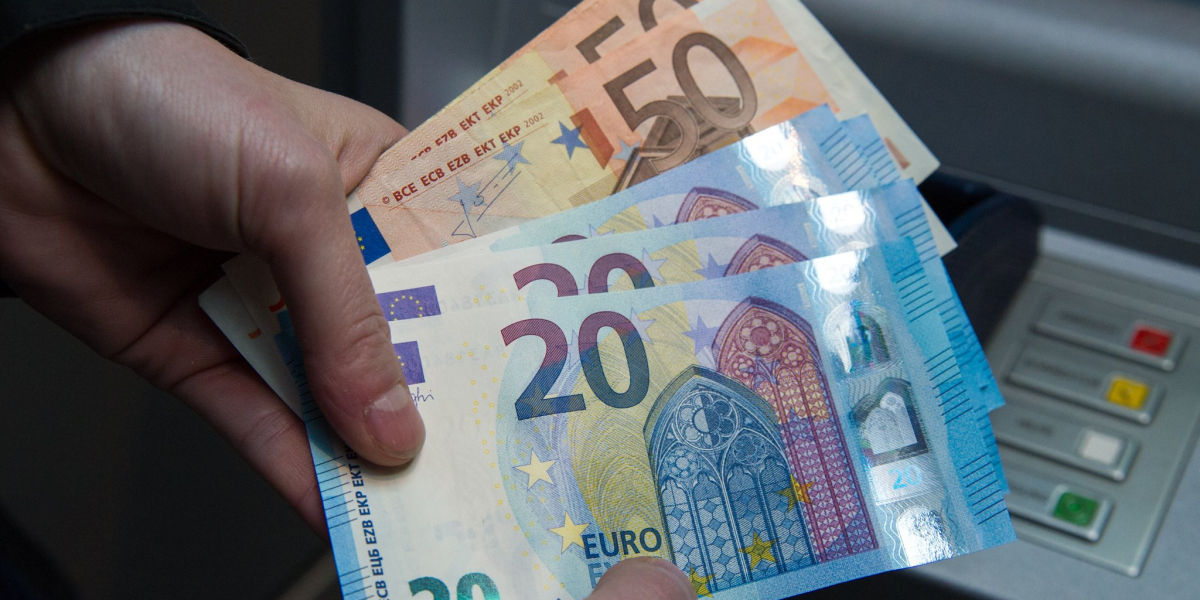 20 Resources To Make You Better At Counterfeit Money Online