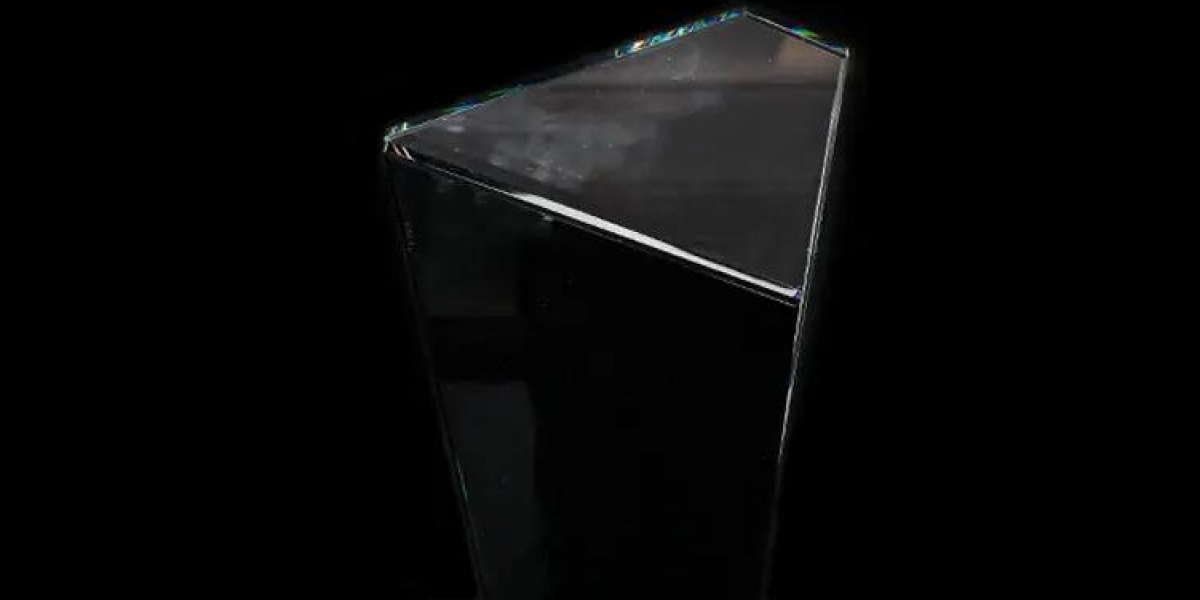A Brief History of Crystal Glass Medals in Award Culture