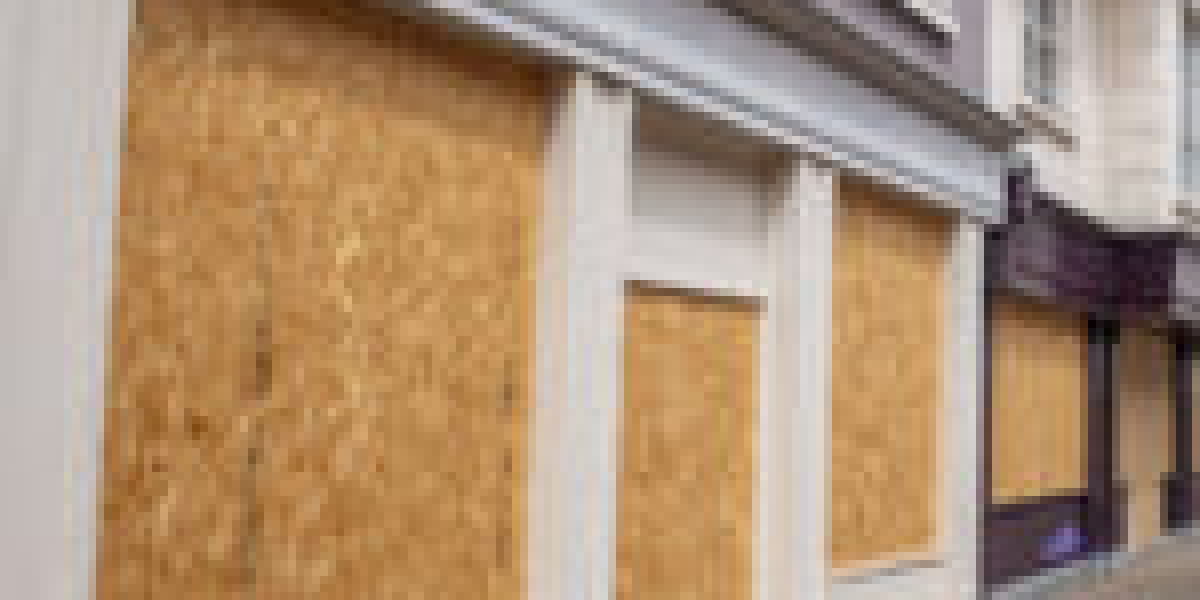 Why Emergency Glass Repair Is Tougher Than You Imagine